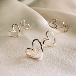 Lady M Designs Heart Stud Earrings!